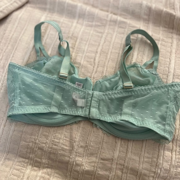 Auden 36dd mint green bra - Picture 3 of 3